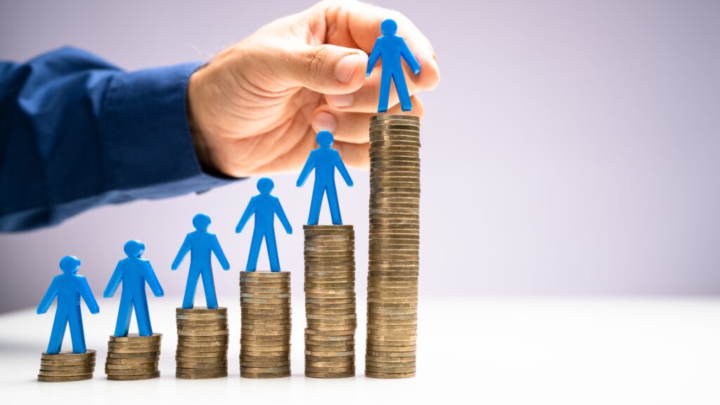 Illustration of salary growth, representing career outlook and salary expectations for greenhouse managers